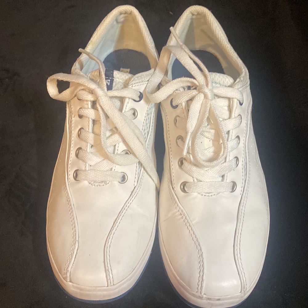 White Keds. - Picture 2 of 4